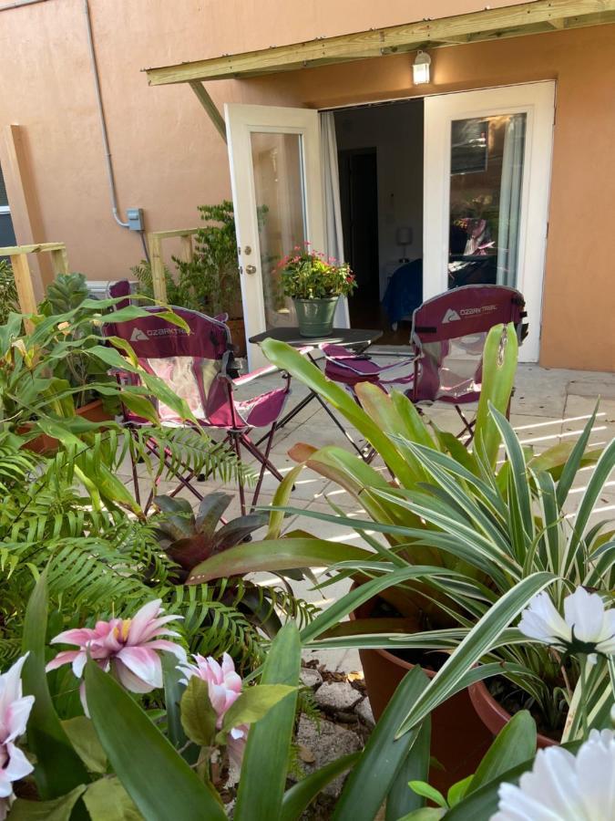 Mermaid'S Cottage West Palm Beach Exterior photo