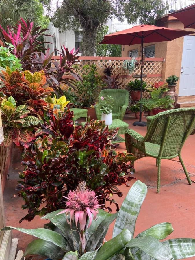 Mermaid'S Cottage West Palm Beach Exterior photo