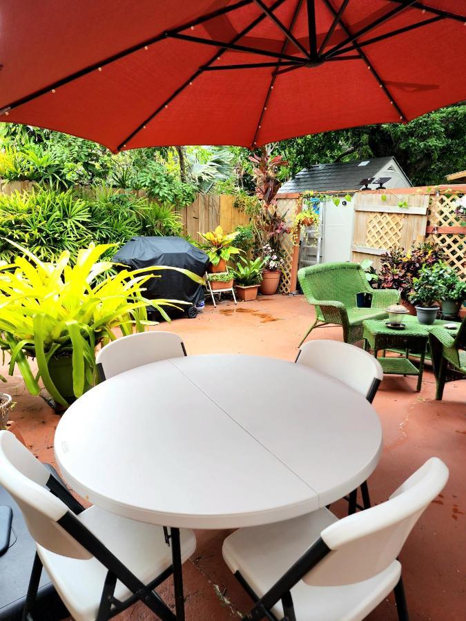 Mermaid'S Cottage West Palm Beach Exterior photo